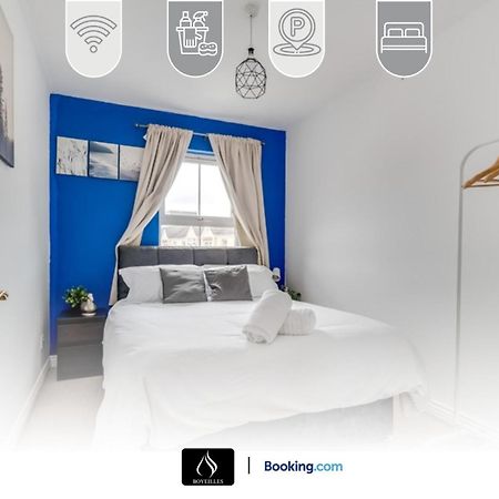2 Bed House By Boyeilles Apartments Short Lets & Serviced Accommodation Belfast With Balcony & Free Parking Eksteriør bilde